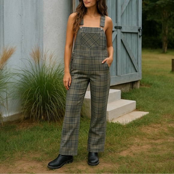 WEWOREWHAT Basic Overalls In Cool Plaid - Picture 1 of 13